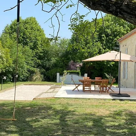 בית נופש Les Figuiers De Jeanne Castelculier