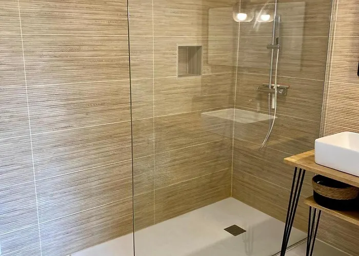 Les Figuiers De Jeanne